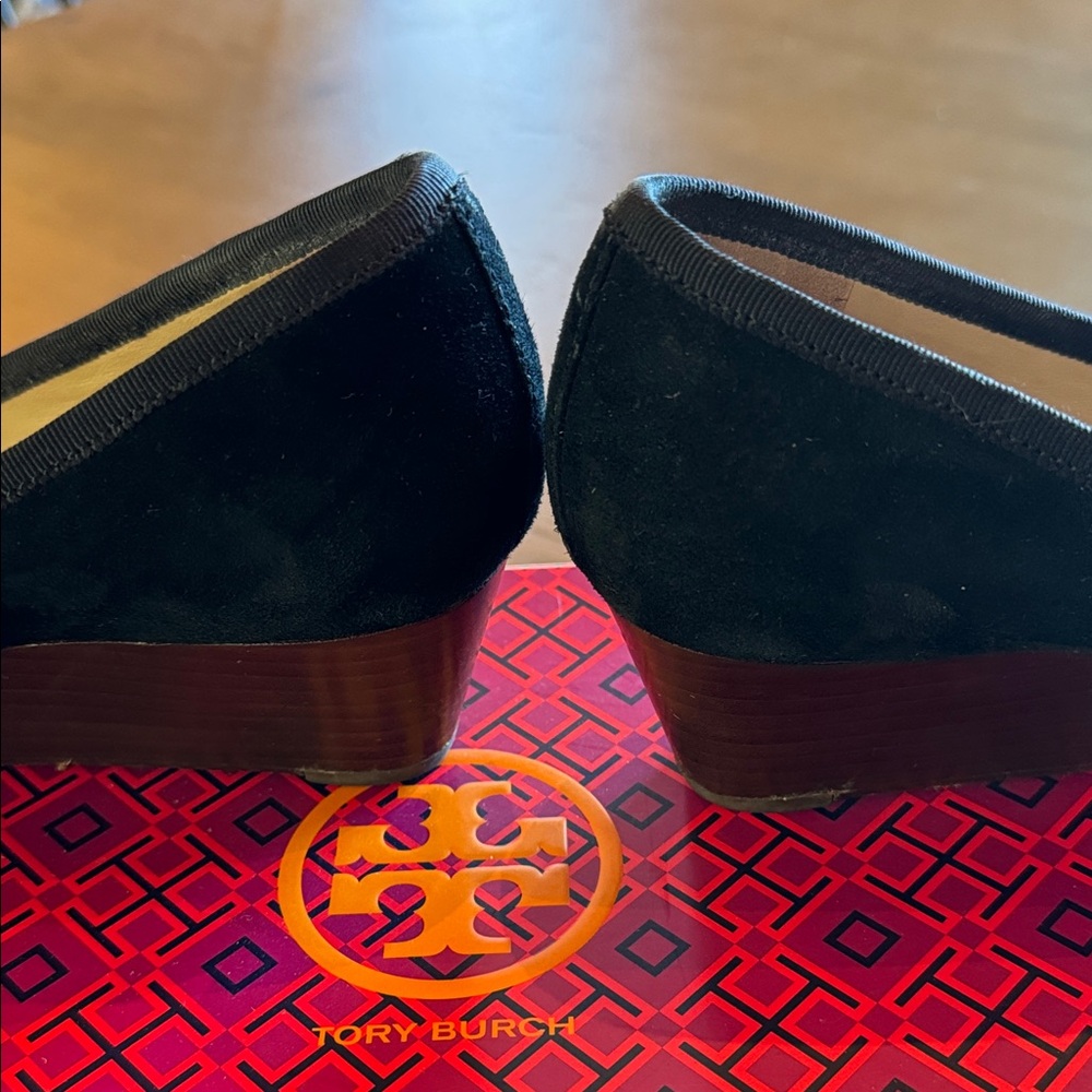 Tory Burch Black SoHo Lux Suede Wedge - Picture 9 of 10